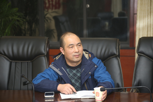 市信访局长刘华锋汇报相关涉诉信访案件情况.JPG