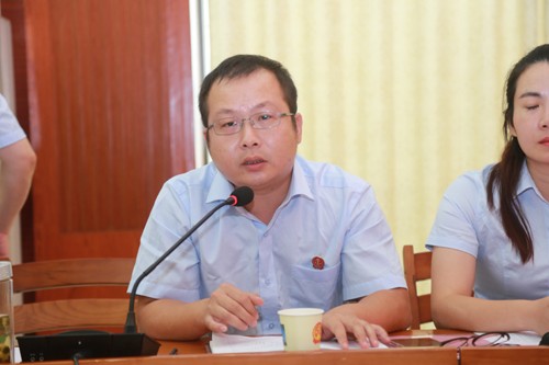 黄州区法院刑庭副庭长王中.JPG